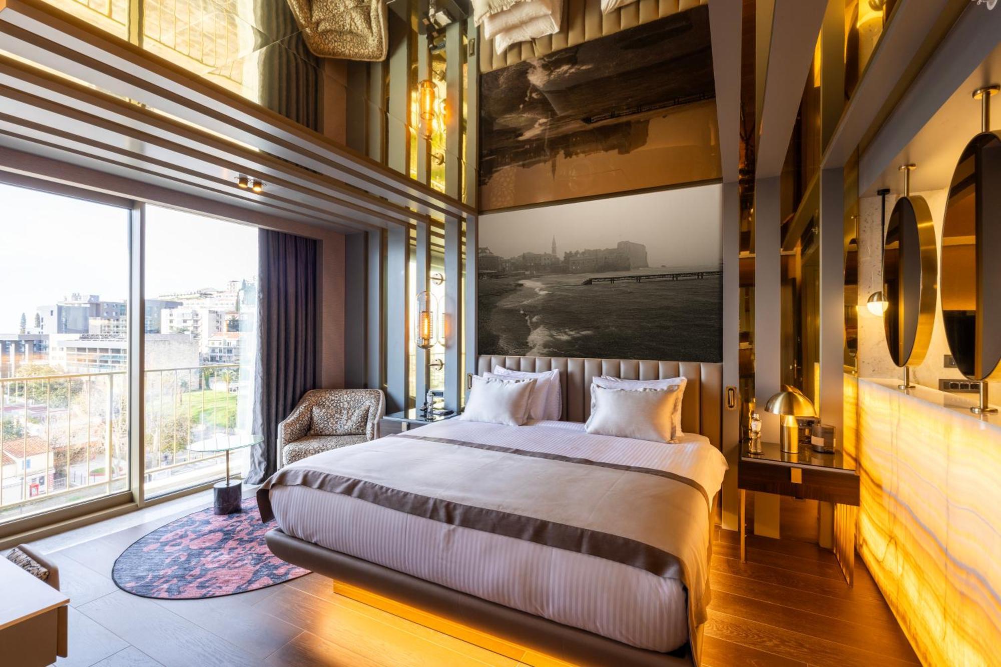 Merit Starlit Hotel & Residences Budva Bagian luar foto