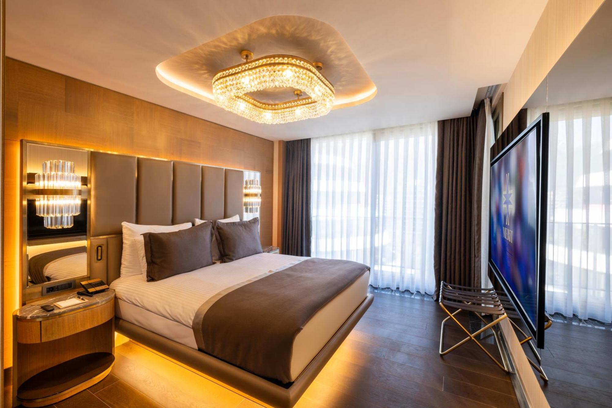 Merit Starlit Hotel & Residences Budva Bagian luar foto