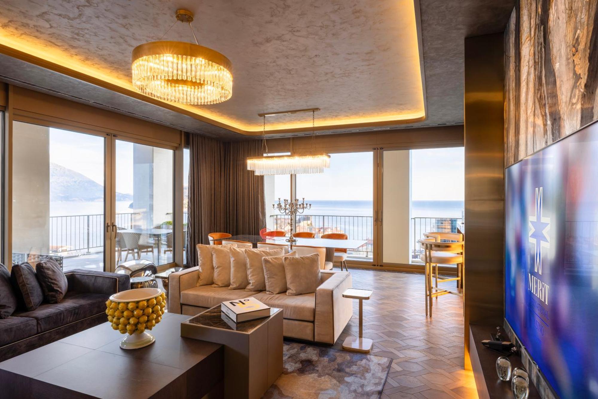 Merit Starlit Hotel & Residences Budva Bagian luar foto