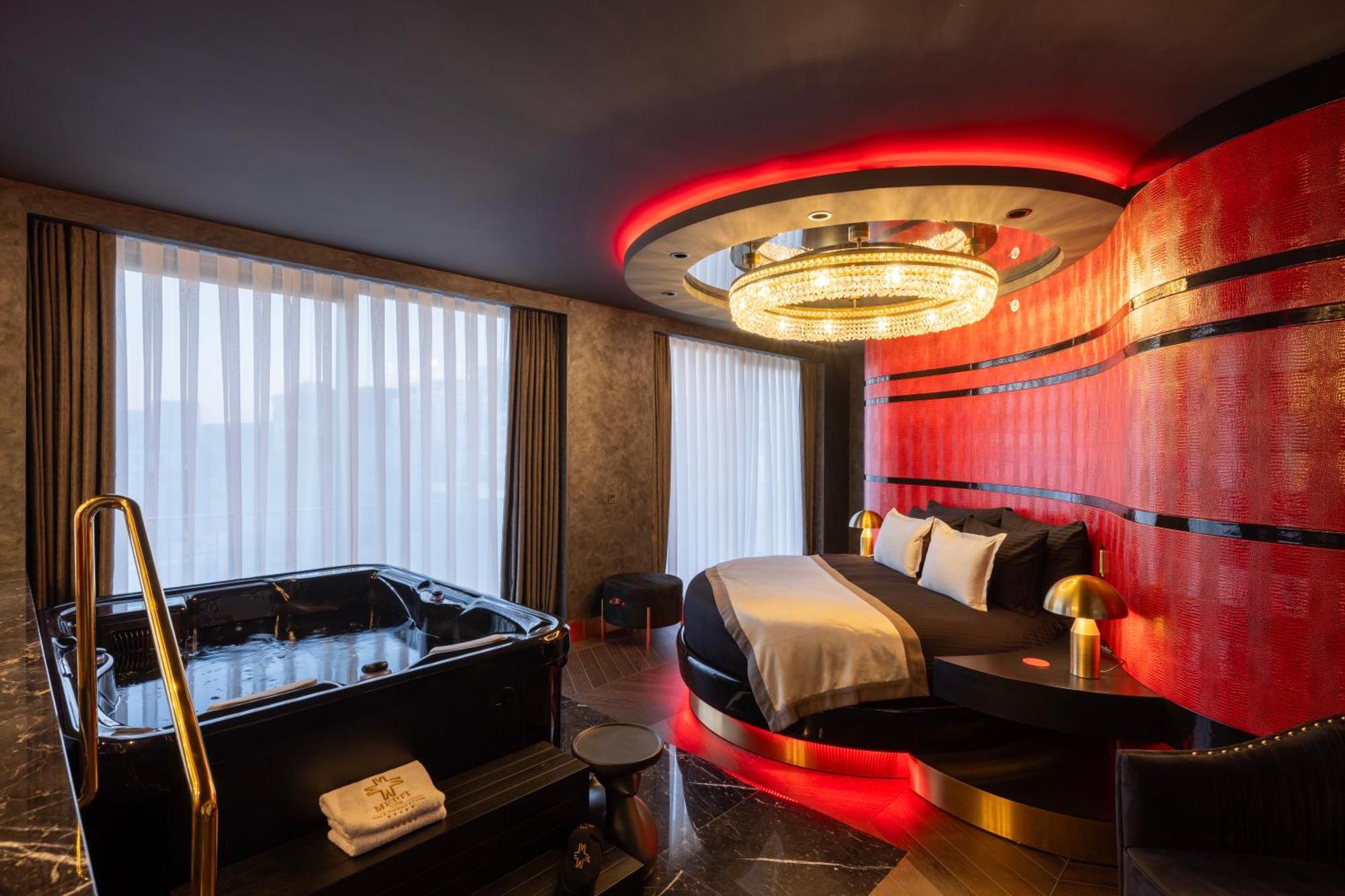 Merit Starlit Hotel & Residences Budva Bagian luar foto
