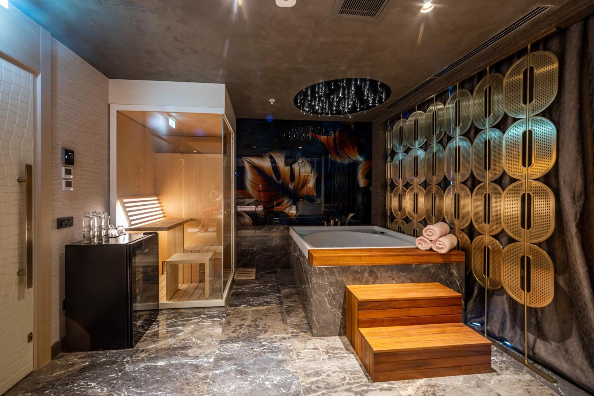 Merit Starlit Hotel & Residences Budva Bagian luar foto
