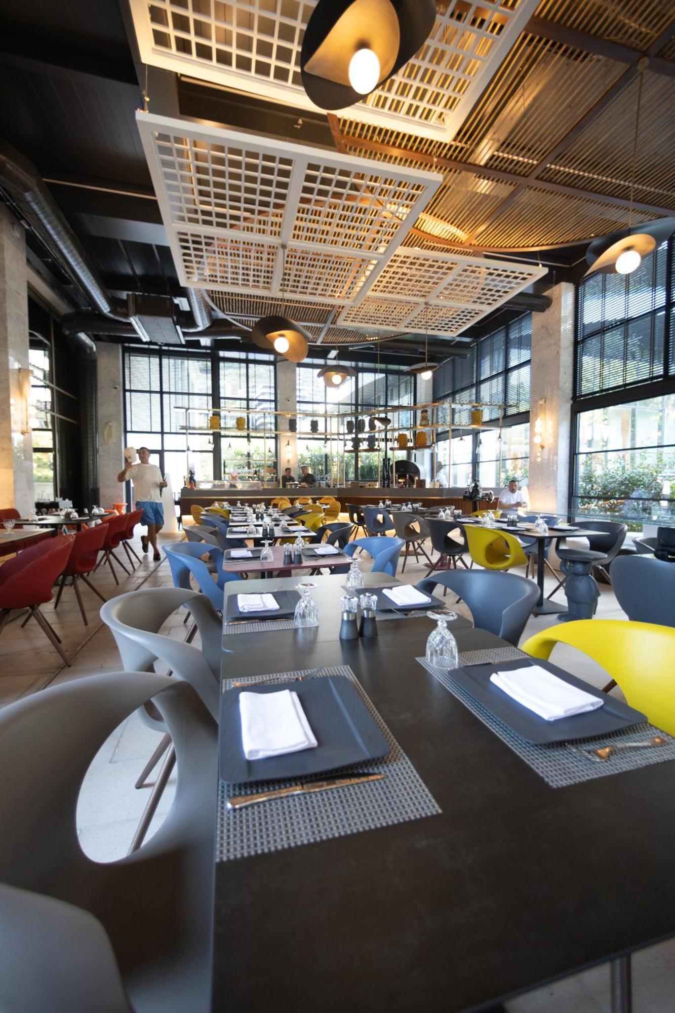 Merit Starlit Hotel & Residences Budva Bagian luar foto